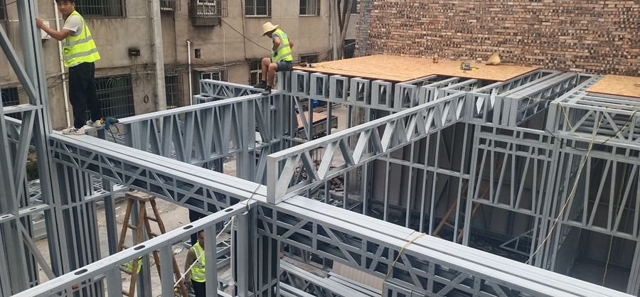 鍍鋁鋅輕鋼龍骨優(yōu)勢(shì)有哪些？(圖2)