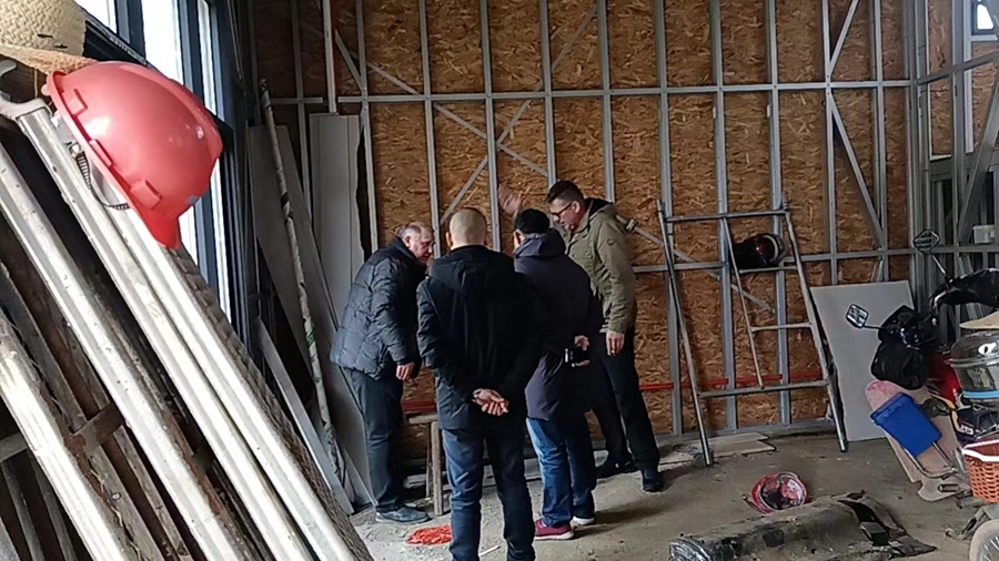 德國房地產(chǎn)開發(fā)商與睿婕輕鋼別墅展開深度合作，共同塑造未來住宅新風貌(圖2)