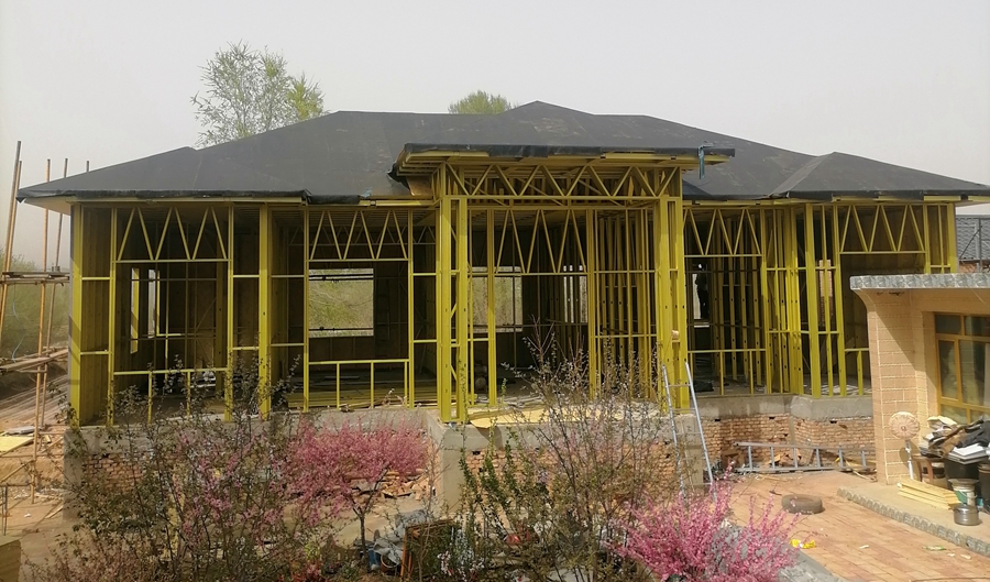 積石山攜手睿婕輕鋼別墅災后重建，助力快速恢復居民住房