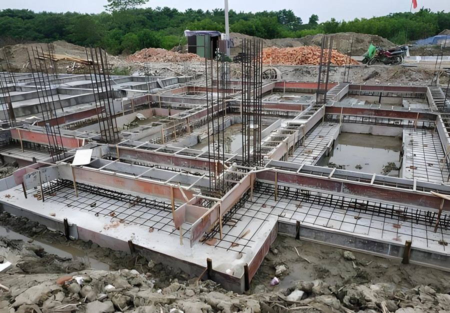 輕鋼別墅打地基好還是水泥地好？誰主沉浮呢